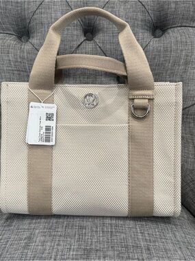 Lululemon two-tone mini canvas Tote Mojave/Light Ivory NWT